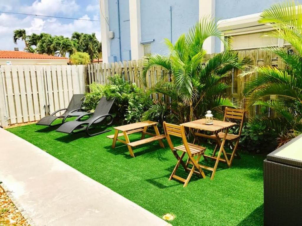 Hollywood Beachfront House エクステリア 写真