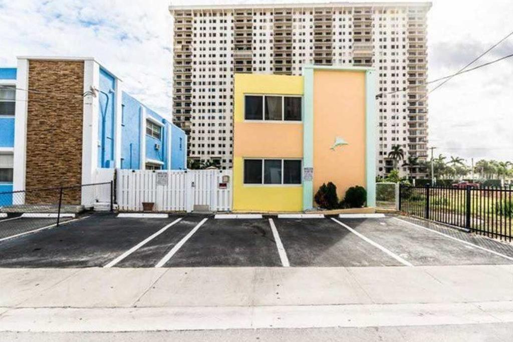 Hollywood Beachfront House エクステリア 写真