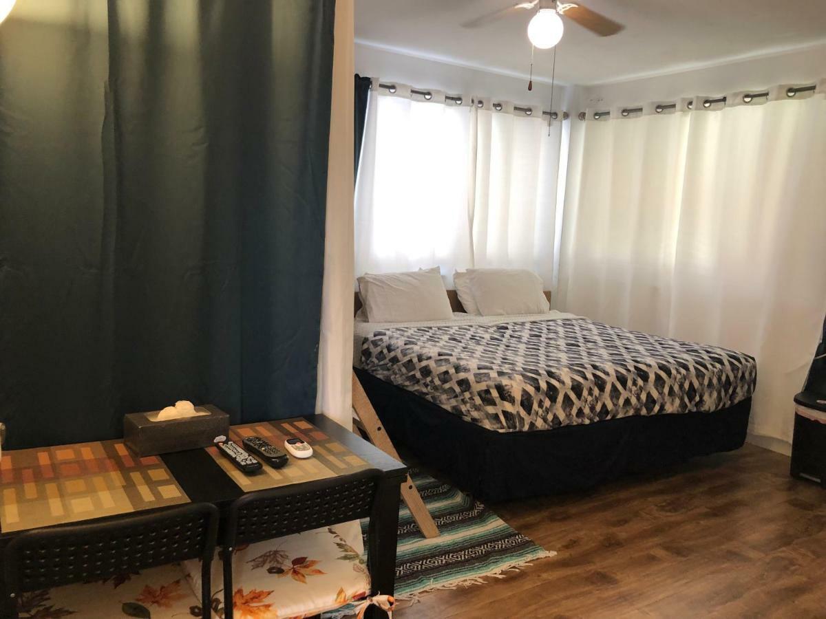 Hollywood Beachfront House エクステリア 写真