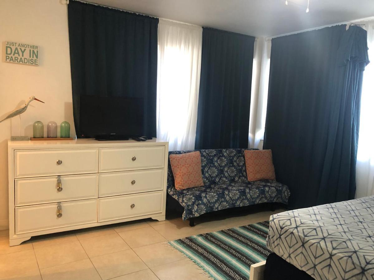 Hollywood Beachfront House エクステリア 写真