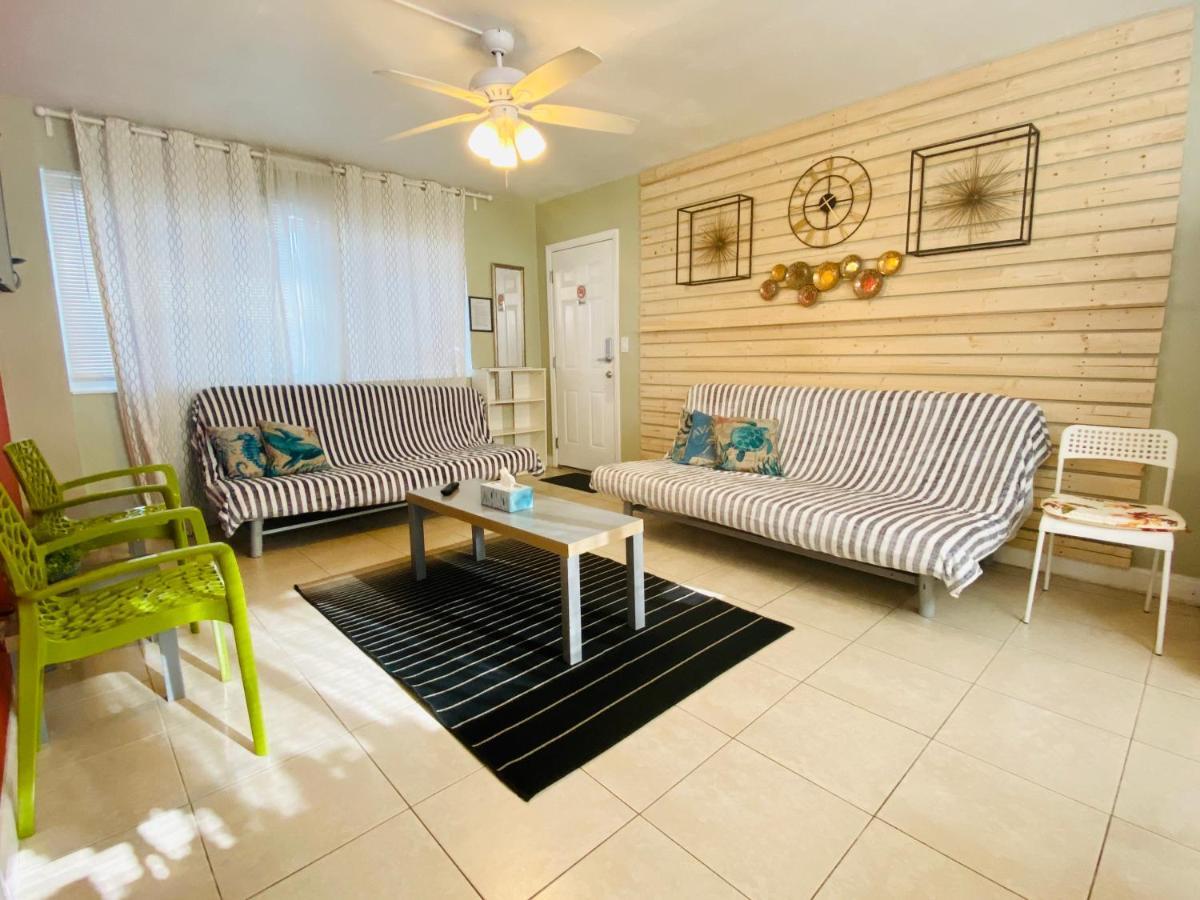 Hollywood Beachfront House エクステリア 写真