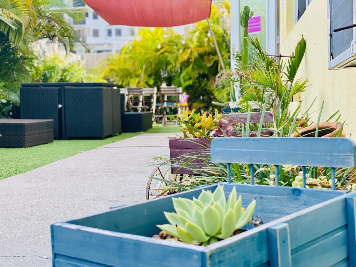 Hollywood Beachfront House エクステリア 写真