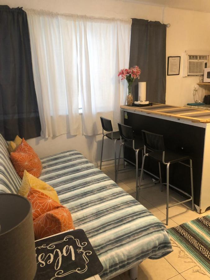 Hollywood Beachfront House エクステリア 写真